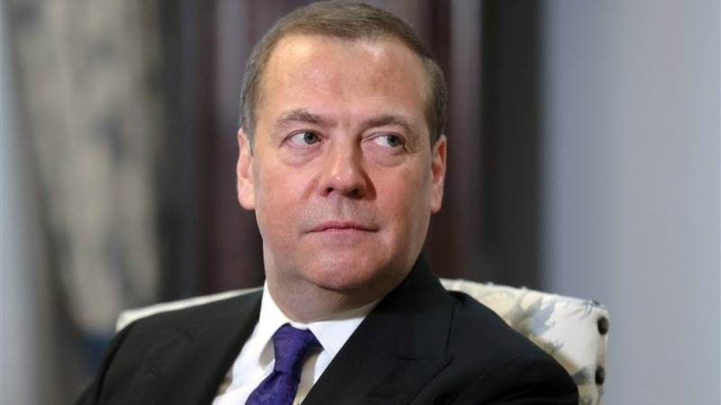 Medvedev: Zelensky must sign what they tell him