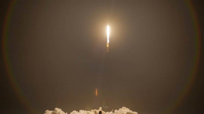 SpaceX launches  Inmarsat I-6 F2 mission