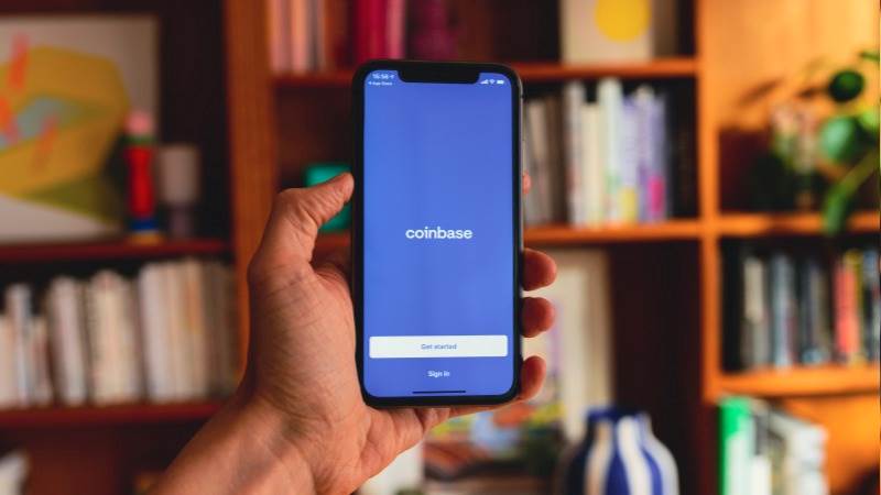 Coinbase beats estimates with revenue of $629.1M in Q4