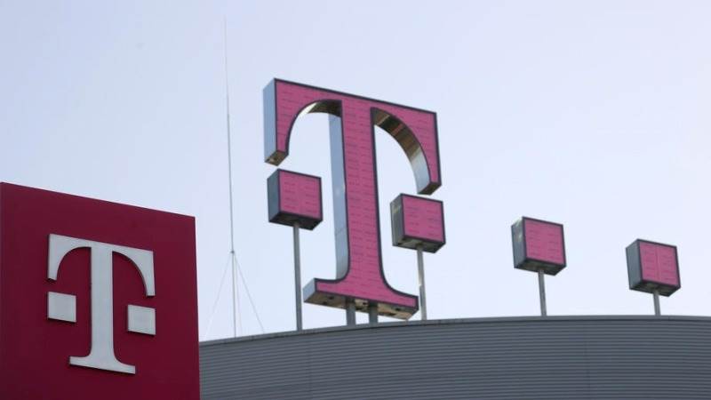 Deutsche Telekom’s Q4 revenue up 4% to €29.8B