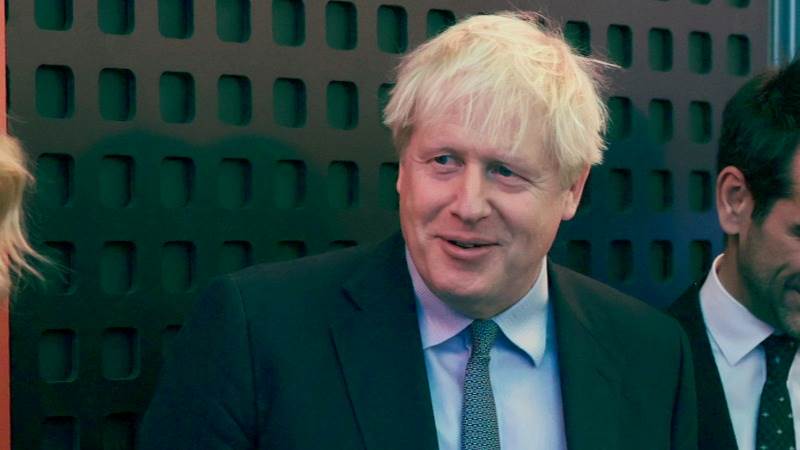 Johnson wishes to run for new NATO chief