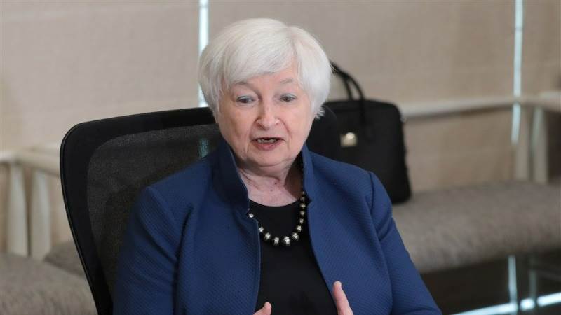 Yellen: China to face consequences if it aids Russia evade sanctions