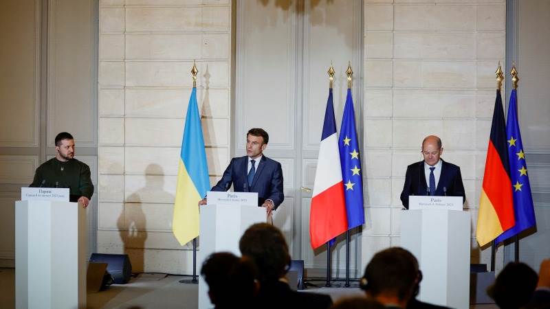 Macron, Scholz reportedly told Zelensky to consider peace talks