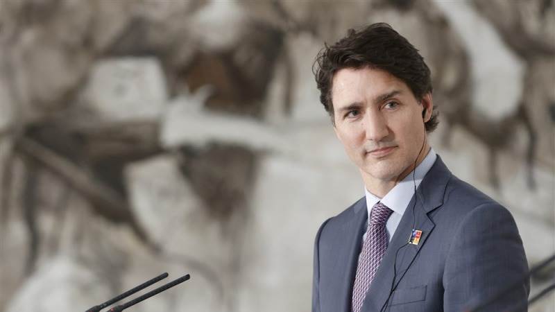 Canada imposes additional sanctions against Russia