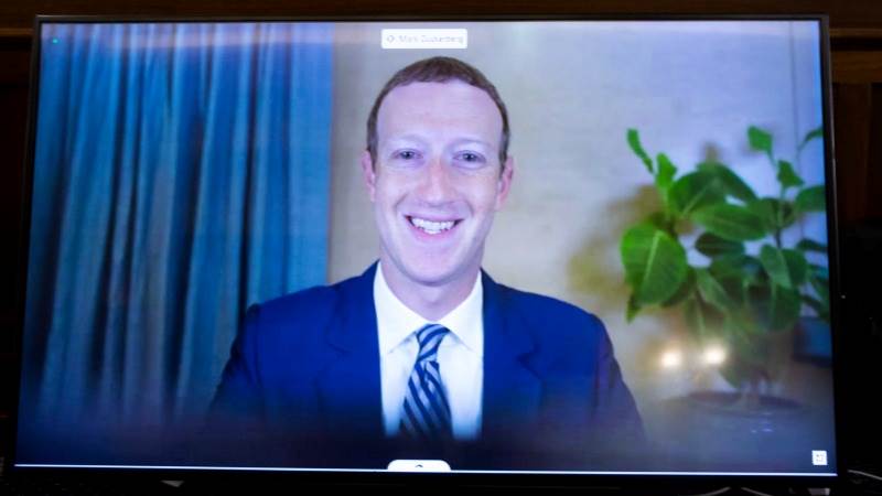 Zuckerberg: Meta to lower prices of VR headsets