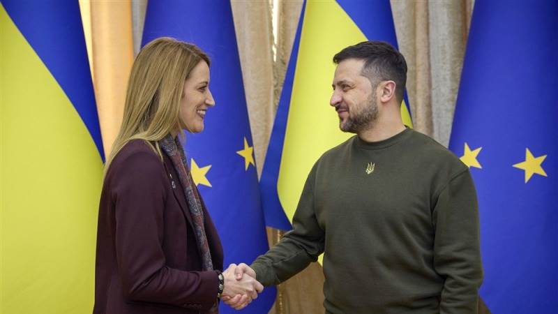 Zelensky says Kiev wants to start EU membership talks