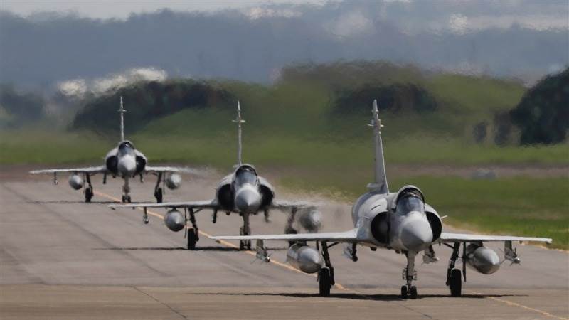 US, S. Korea stage emergency runway drills