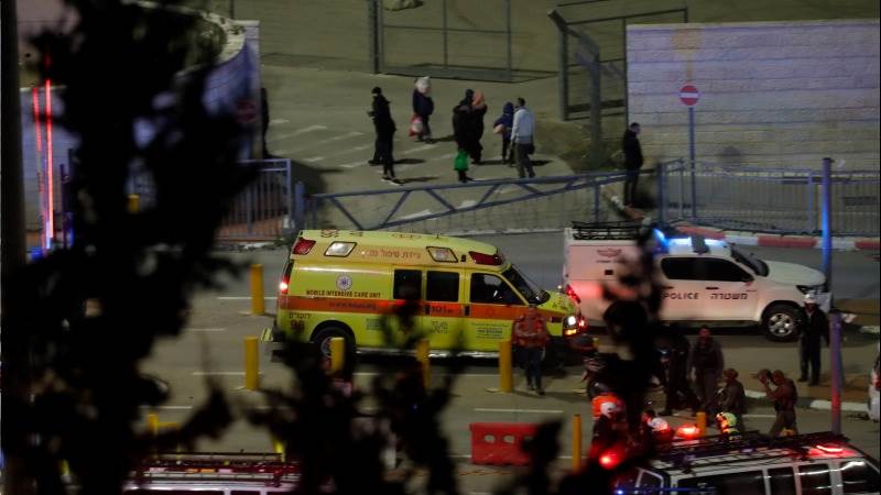 Several people wounded in Tel Aviv shooting