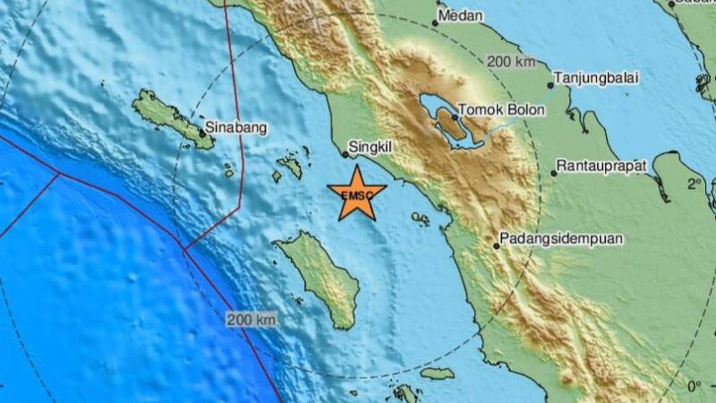 5.4-magnitude quake strikes Sumatra