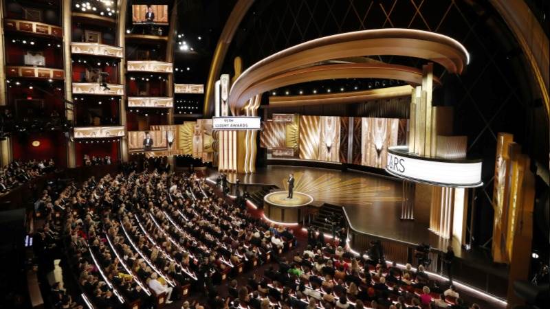 Ke Huy Quan, Jamie Lee Curtis win supporting performance Oscars