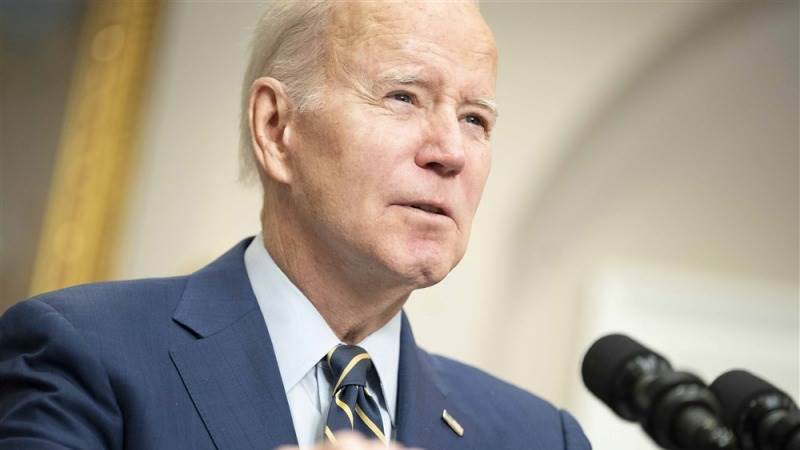 Biden issues executive order on gun control