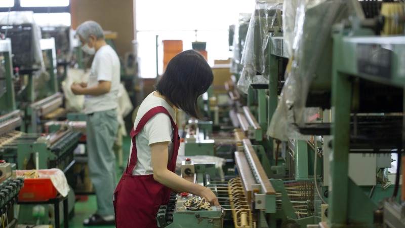 Japan’s industrial output drops 5.3% in January