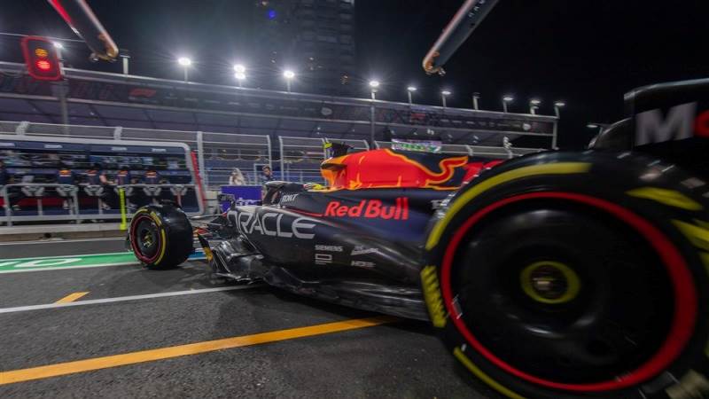 Sergio Perez wins Saudi Arabian GP