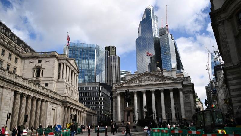 BoE hails Swiss actions to stabilize banking system