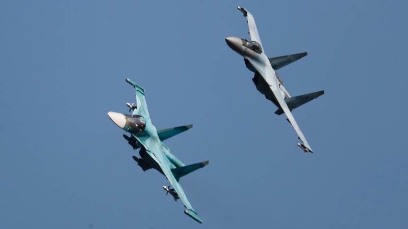 Russia: Su-35 flew to intercept US bomber jets