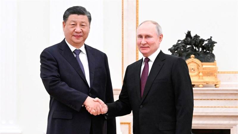 Official ceremony starts before Putin, Xi talks