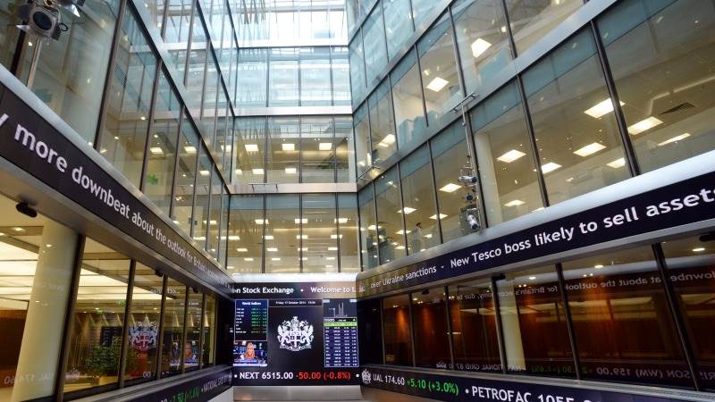 London’s FTSE drops over 1% ahead of BoE move