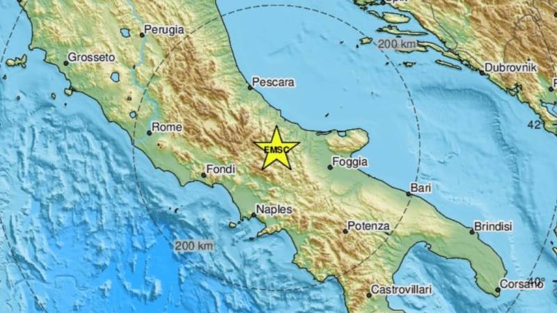 4.7-magnitude quake shakes southern Italy