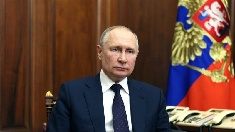 Putin admits sanctions hurting Russian economy