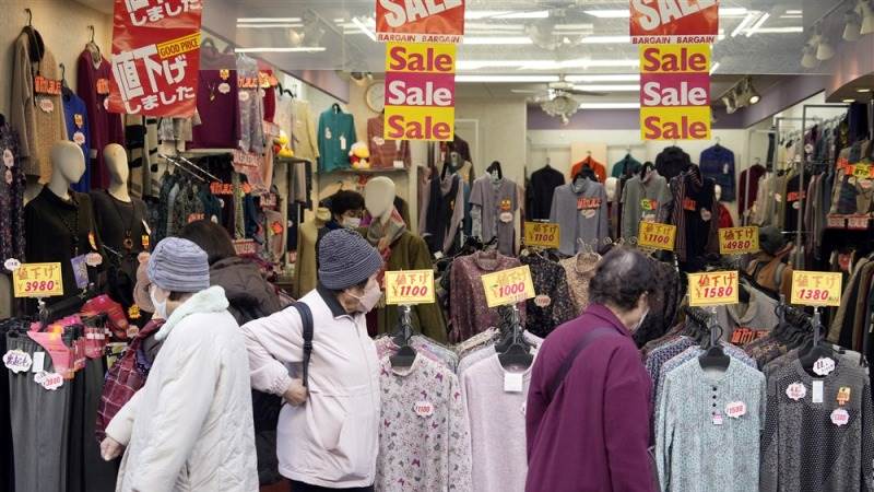 Japan retail trade up 6.6% in February