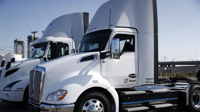 California to require 50% of trucks to be electric from 2035