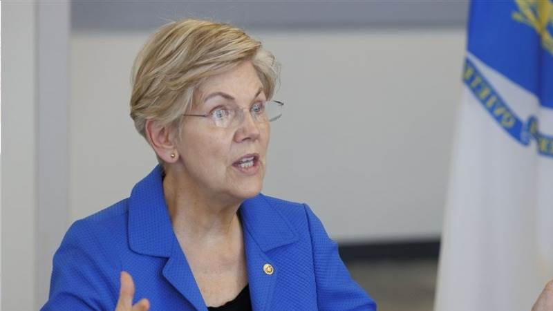 Senator Warren seeks to ‘make banking boring again’