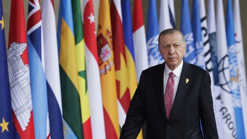 Erdogan backs decision ratifying Finland’s NATO bid