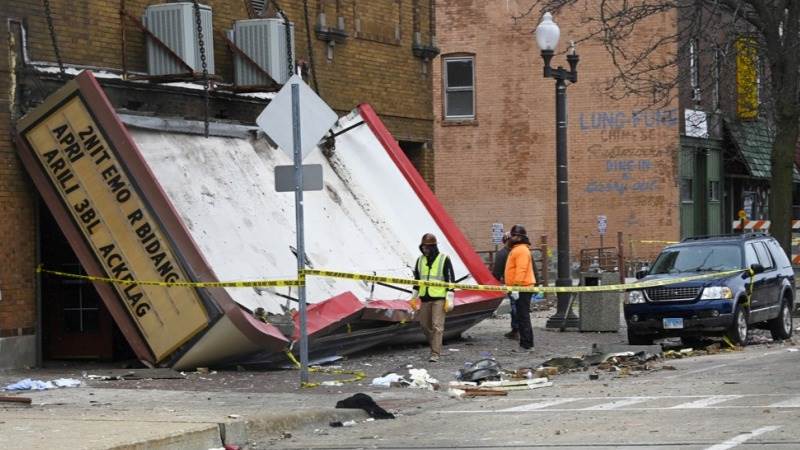 Media: US tornadoes kill at least 26 people