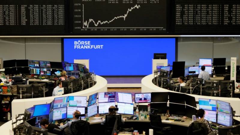 Europe closes mixed after data releases