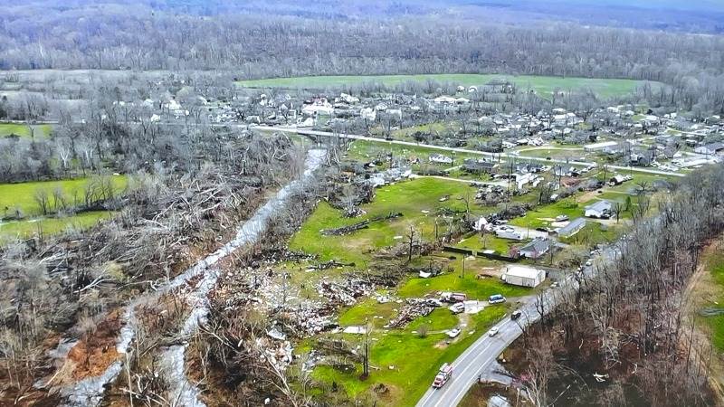 Missouri tornado leaves several dead, injured