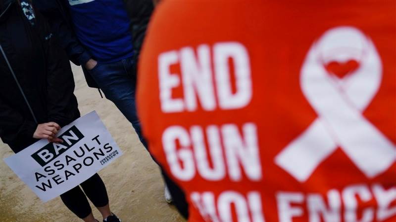 Tennessee House expels 2nd Dem for anti-gun protests