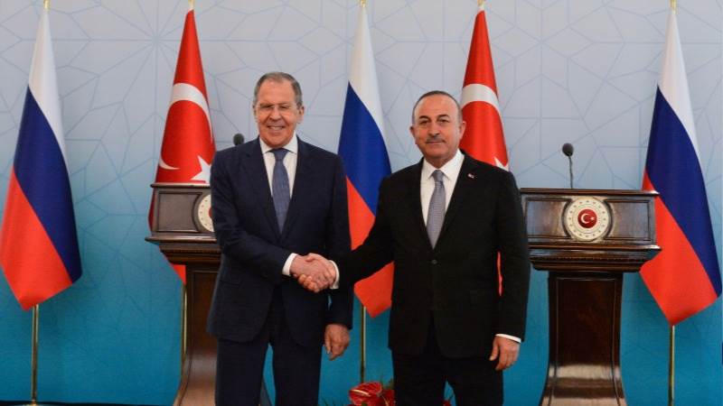 Russian, Turkish foreign ministers hold talks