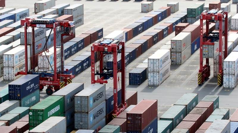 Eurozone’s trade surplus at €24.1B in March