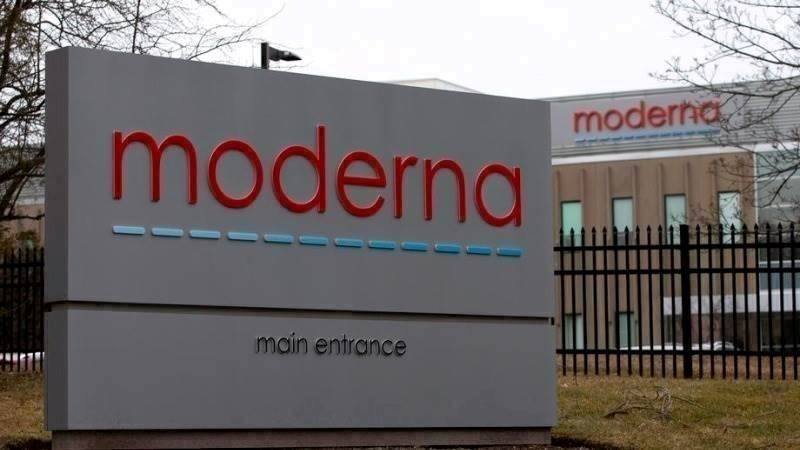 Moderna, IBM reveal AI-backed mRNA research deal