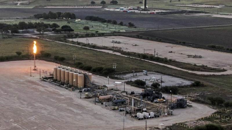 EIA: US crude inventories down by 5.1 million barrels