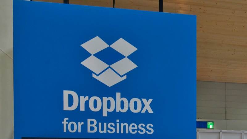 Dropbox announces 500 job cuts