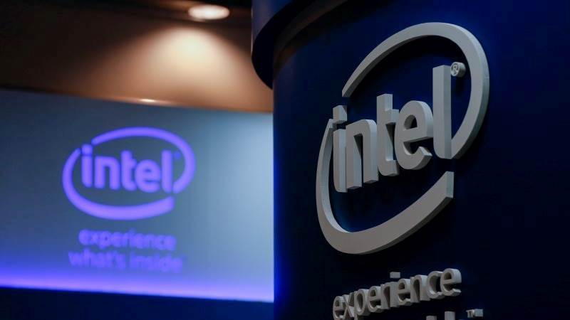 Intel rises 6% premarket after Q1 results