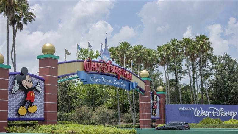 Florida board to countersue Disney