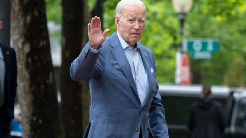 Biden invites top congressional leaders to talk debt ceiling