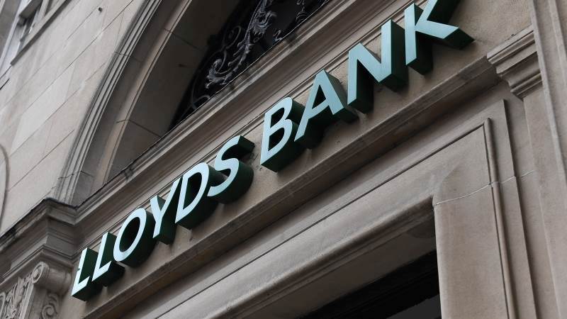 Lloyds’ Q1 net income up 15% to £4.7 billion