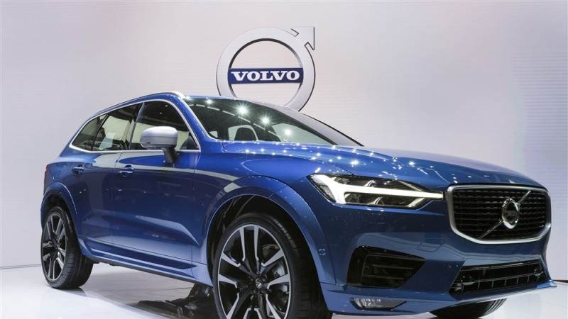 Volvo sells almost 52,000 units in April, up 10%