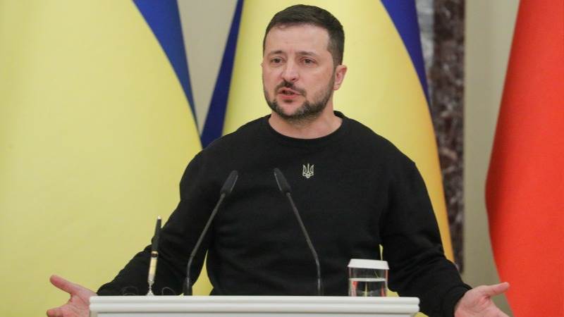 Zelensky arrives in Finland for surprise visit