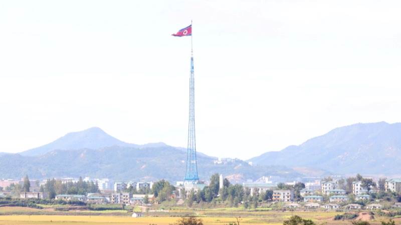 N. Korea pledges to strengthen ties with China