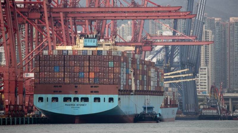 China’s trade surplus widens to $90.2B in April