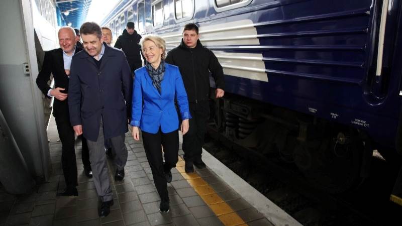 Von der Leyen arrives in Kiev for Zelensky meeting