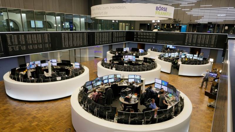 Europe opens mixed on this week’s reports