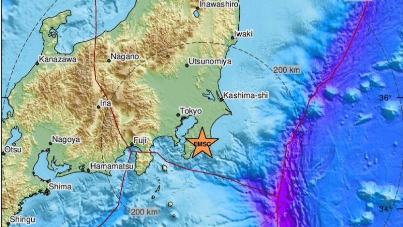 5.2-magnitude earthquake shakes Japan