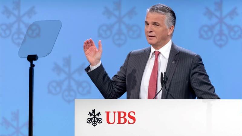 UBS head: No more outflows from Credit Suisse