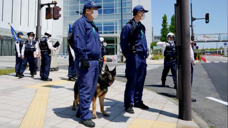 Japanese police detains person near US consulate