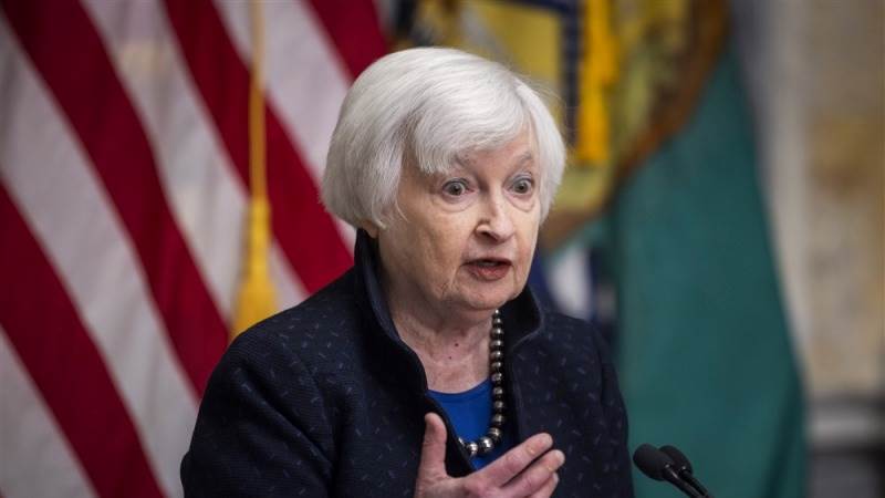 Yellen is said to be meeting with bank CEOs May 18